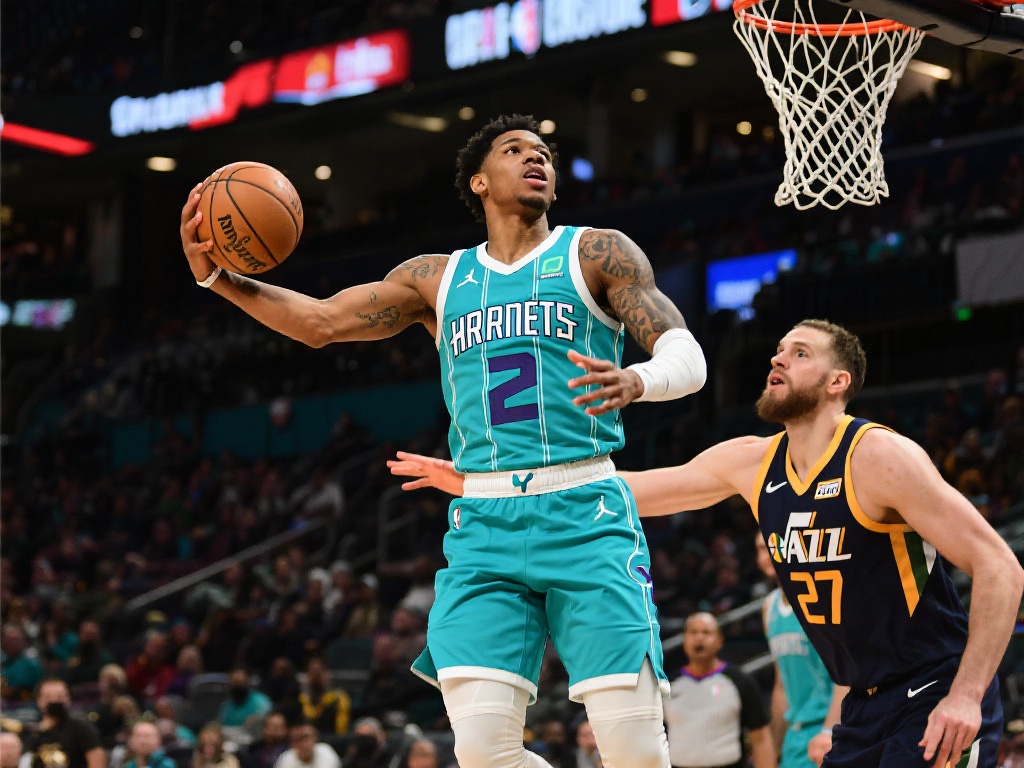 “不容小觑！美洲杯半决赛，阿根廷与加拿大再度交锋”